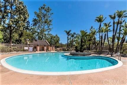 1399 Willowbrook Ln, Upland, CA 91784 photo 5