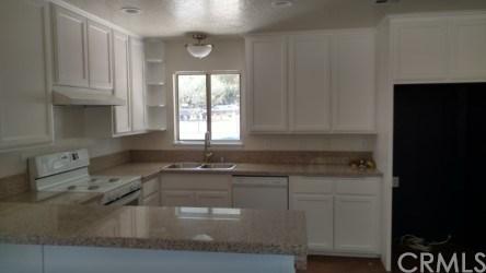 7637 Hemlock Ave, Hesperia, CA 92345 photo 3