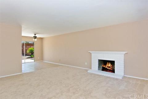 7565 Cherimoya Ct, Fontana, CA 92336 photo 6