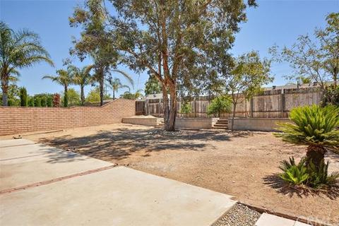 7565 Cherimoya Ct, Fontana, CA 92336 photo 24
