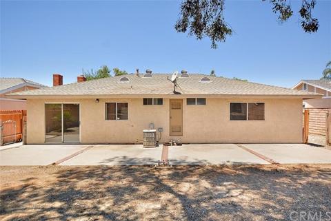 7565 Cherimoya Ct, Fontana, CA 92336 photo 20