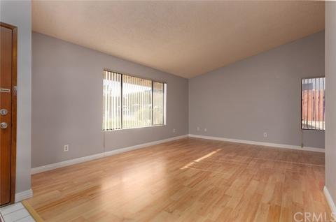 1659 Buckeye St, Highland, CA 92346 photo 7