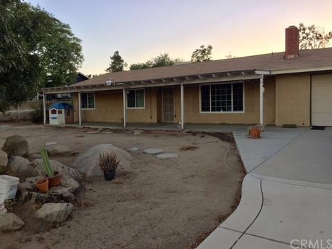 2004 Sunnysands Dr, Perris, CA 92570 photo 1
