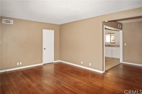 730 E Johnston Ave, Hemet, CA 92543 photo 5