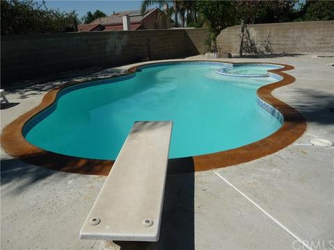 379 E Montrose St, Rialto, CA 92376 photo 10
