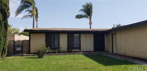 379 E Montrose St, Rialto, CA 92376 photo 2