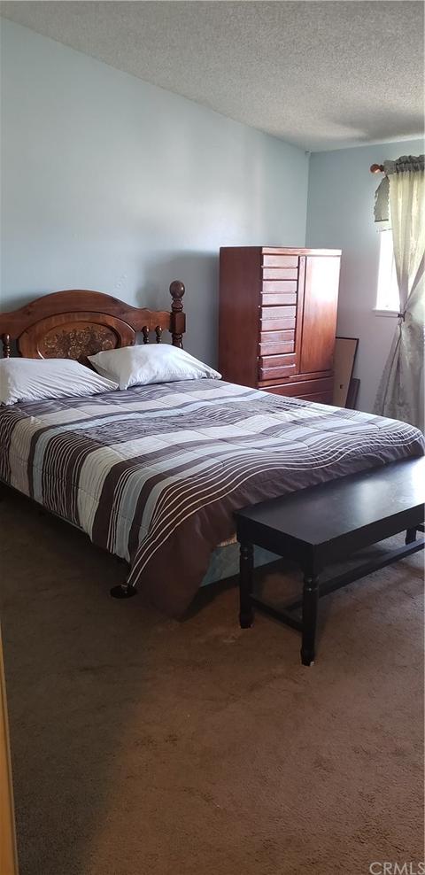 379 E Montrose St, Rialto, CA 92376 photo 7