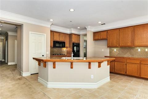 15845 Wardlow Pl, Fontana, CA 92336 photo 6