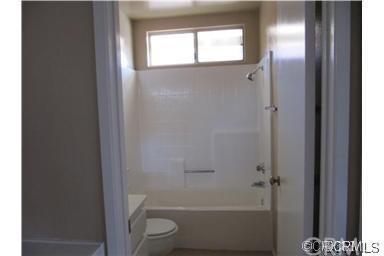 7591 Honeysuckle St, Fontana, CA 92336 photo 10