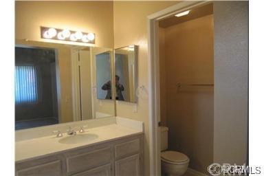 7591 Honeysuckle St, Fontana, CA 92336 photo 7