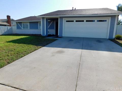 702 N Beechwood Ave, Rialto, CA 92376 photo 2