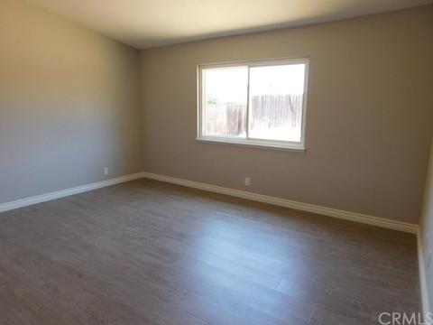702 N Beechwood Ave, Rialto, CA 92376 photo 13