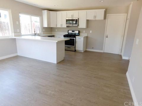 702 N Beechwood Ave, Rialto, CA 92376 photo 5