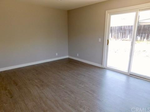 702 N Beechwood Ave, Rialto, CA 92376 photo 17