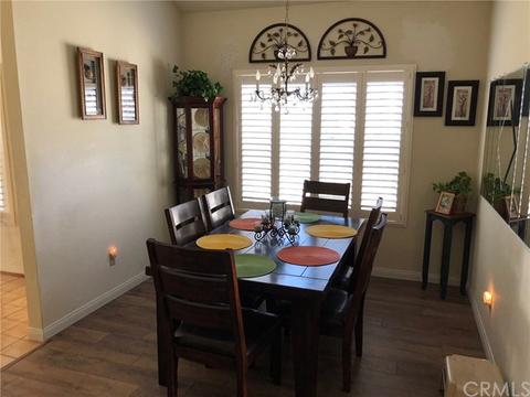 731 E J St, Chula Vista, CA 91910 photo 2