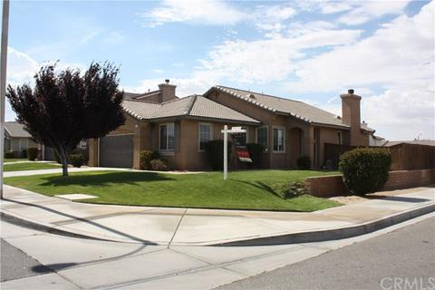 11886 Wallflower Ct, Adelanto, CA 92301 photo 5