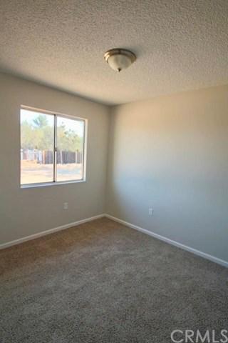 7505 Maple, Hesperia, CA 92345 photo 10