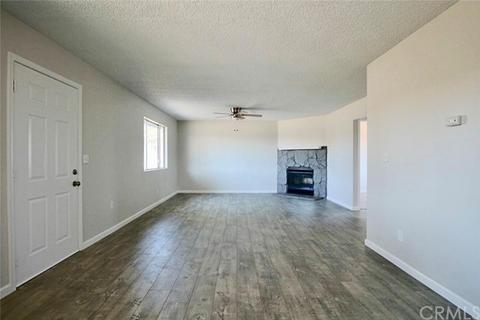 7505 Maple, Hesperia, CA 92345 photo 8