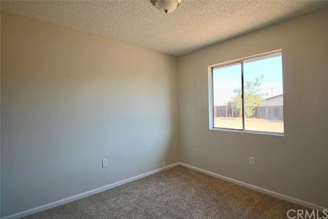 7505 Maple, Hesperia, CA 92345 photo 11