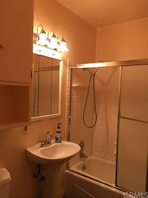 925 W Hawthorne St, Ontario, CA 91762 photo 7