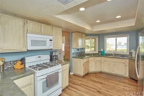 18373 Deodar St, Hesperia, CA 92345 photo 11
