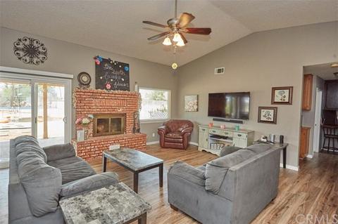 18373 Deodar St, Hesperia, CA 92345 photo 6