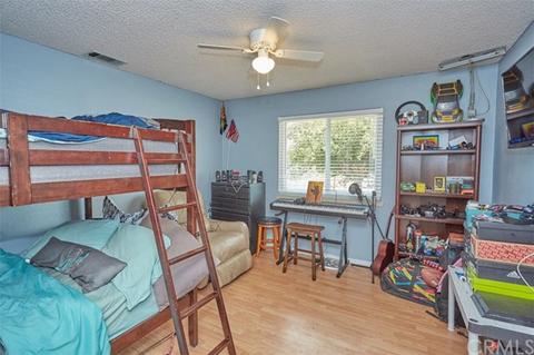 18373 Deodar St, Hesperia, CA 92345 photo 20