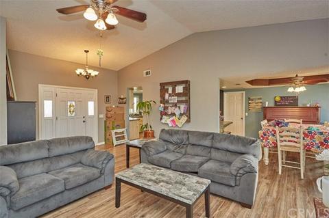 18373 Deodar St, Hesperia, CA 92345 photo 8