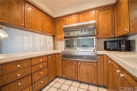 1186 E 1st St, Tustin, CA 92780 photo 7