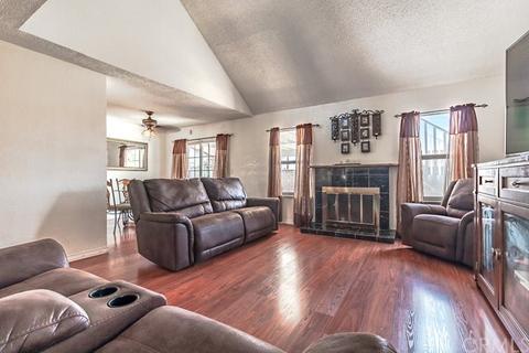 847 E Jackson St, Rialto, CA 92376 photo 4