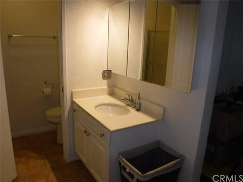 684 N Lancewood Ave, Rialto, CA 92376 photo 9