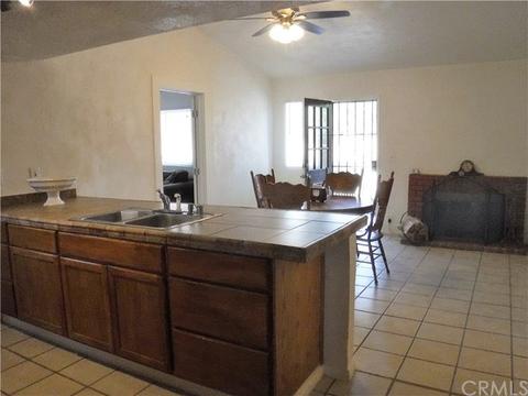 684 N Lancewood Ave, Rialto, CA 92376 photo 15