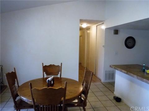 684 N Lancewood Ave, Rialto, CA 92376 photo 16