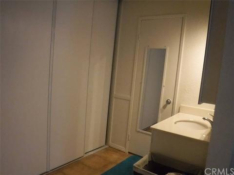 684 N Lancewood Ave, Rialto, CA 92376 photo 7