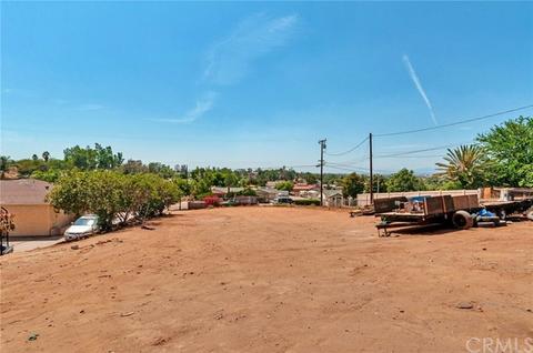 5198 Cedar St, Riverside, CA 92509 photo 13