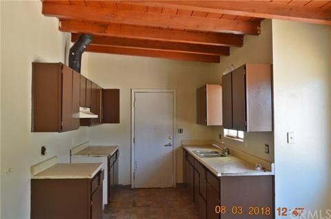 8130 Sherborn Ave, Hesperia, CA 92345 photo 5