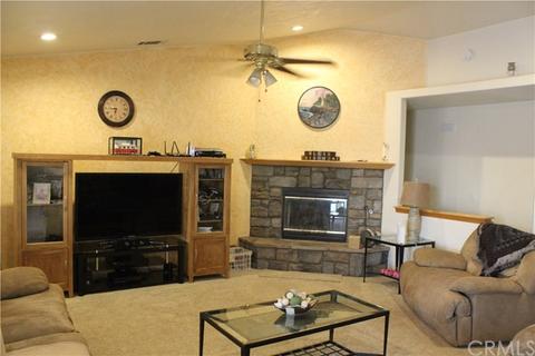15526 Palm St, Hesperia, CA 92345 photo 3