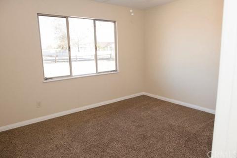 13906 Kiowa Rd, Apple Valley, CA 92307 photo 7