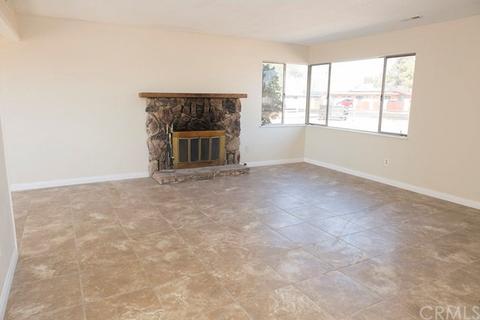 13906 Kiowa Rd, Apple Valley, CA 92307 photo 6