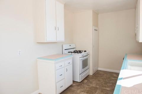 13906 Kiowa Rd, Apple Valley, CA 92307 photo 4