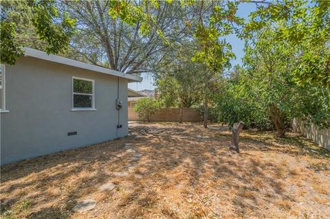704 E Lemon Ave, Glendora, CA 91741 photo 24