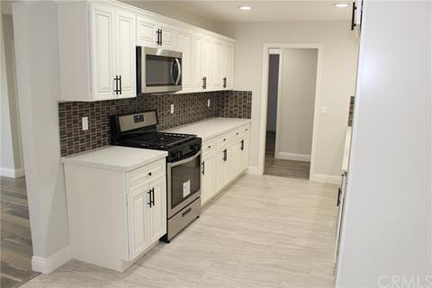 369 E Old Mill Rd, Corona, CA 92879 photo 4