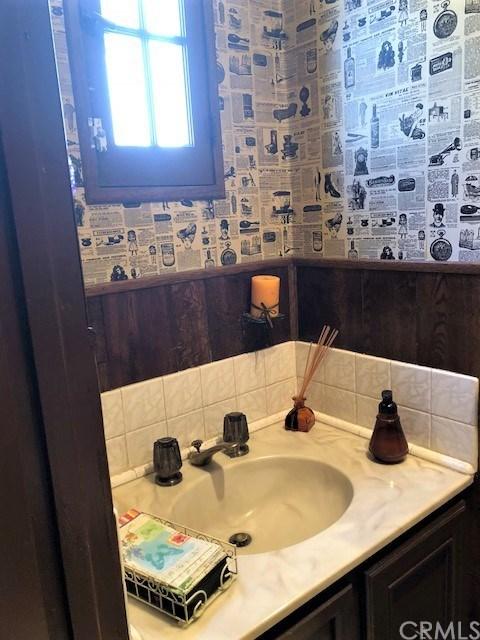 595 N Laurel Ave, Upland, CA 91786 photo 13