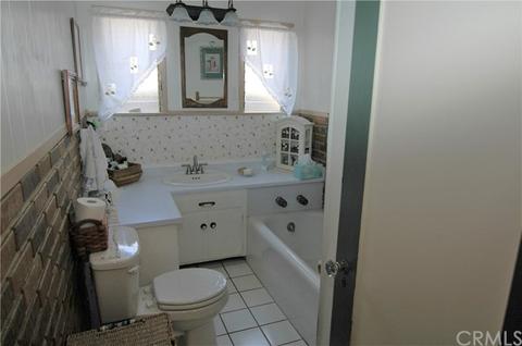 595 N Laurel Ave, Upland, CA 91786 photo 17