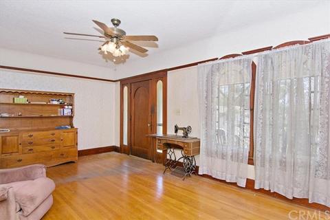 927 E Harvard Rd, Burbank, CA 91501 photo 4
