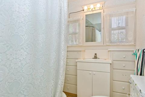 927 E Harvard Rd, Burbank, CA 91501 photo 15