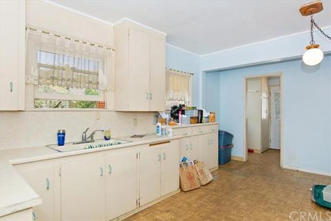 927 E Harvard Rd, Burbank, CA 91501 photo 8