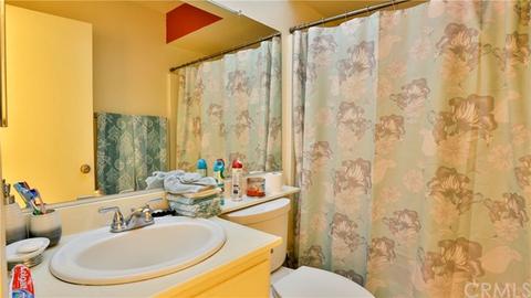 732 S Clifford Ave, Rialto, CA 92376 photo 18