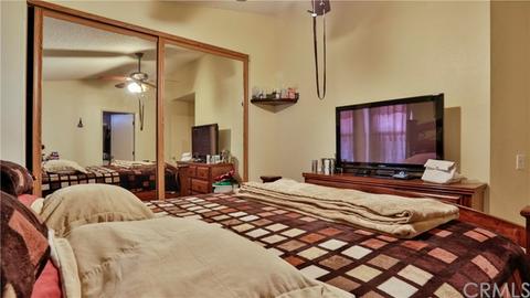 732 S Clifford Ave, Rialto, CA 92376 photo 8