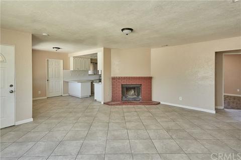 14579 Juniper St, Hesperia, CA 92345 photo 5